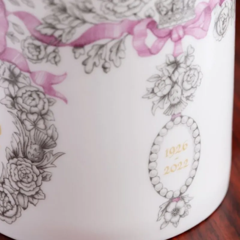 Royal Collection Shop Queen Elizabeth Ii Commemorative Coffee Mug