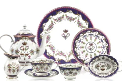 Royal Collection Shop Queen Victoria Tray