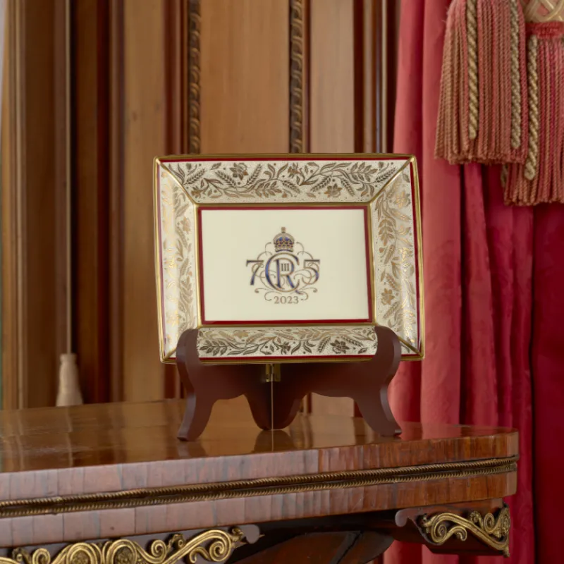 Royal Collection Shop The King'S 75Th Birthday Limited Edition Red Tray